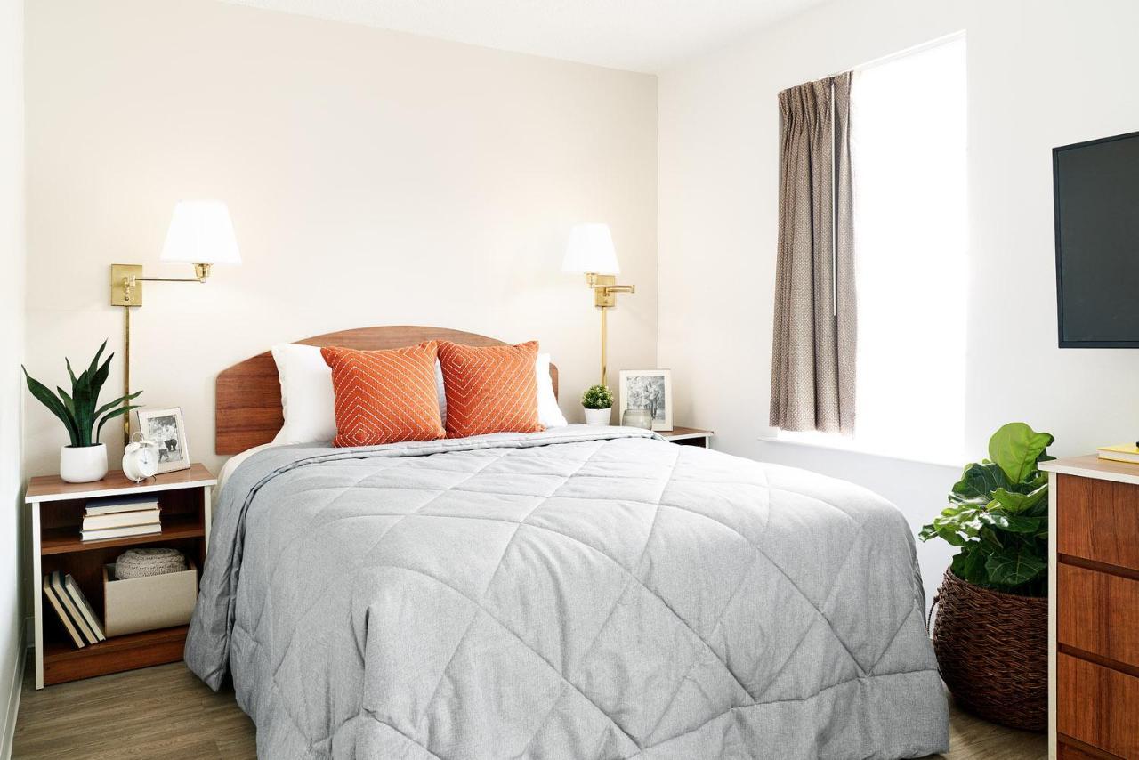 Intown Suites Extended Stay San Antonio Tx - Nacogdoches Road מראה חיצוני תמונה