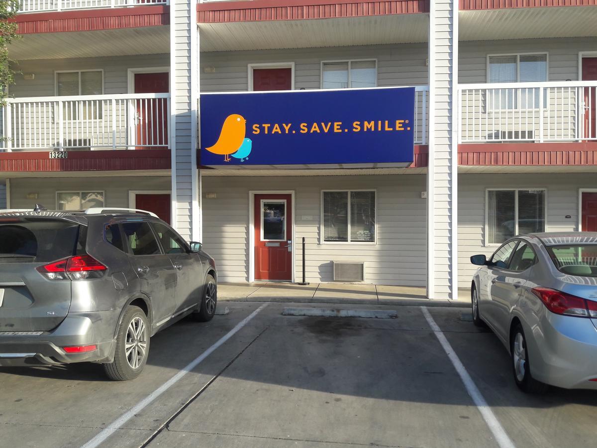 Intown Suites Extended Stay San Antonio Tx - Nacogdoches Road מראה חיצוני תמונה