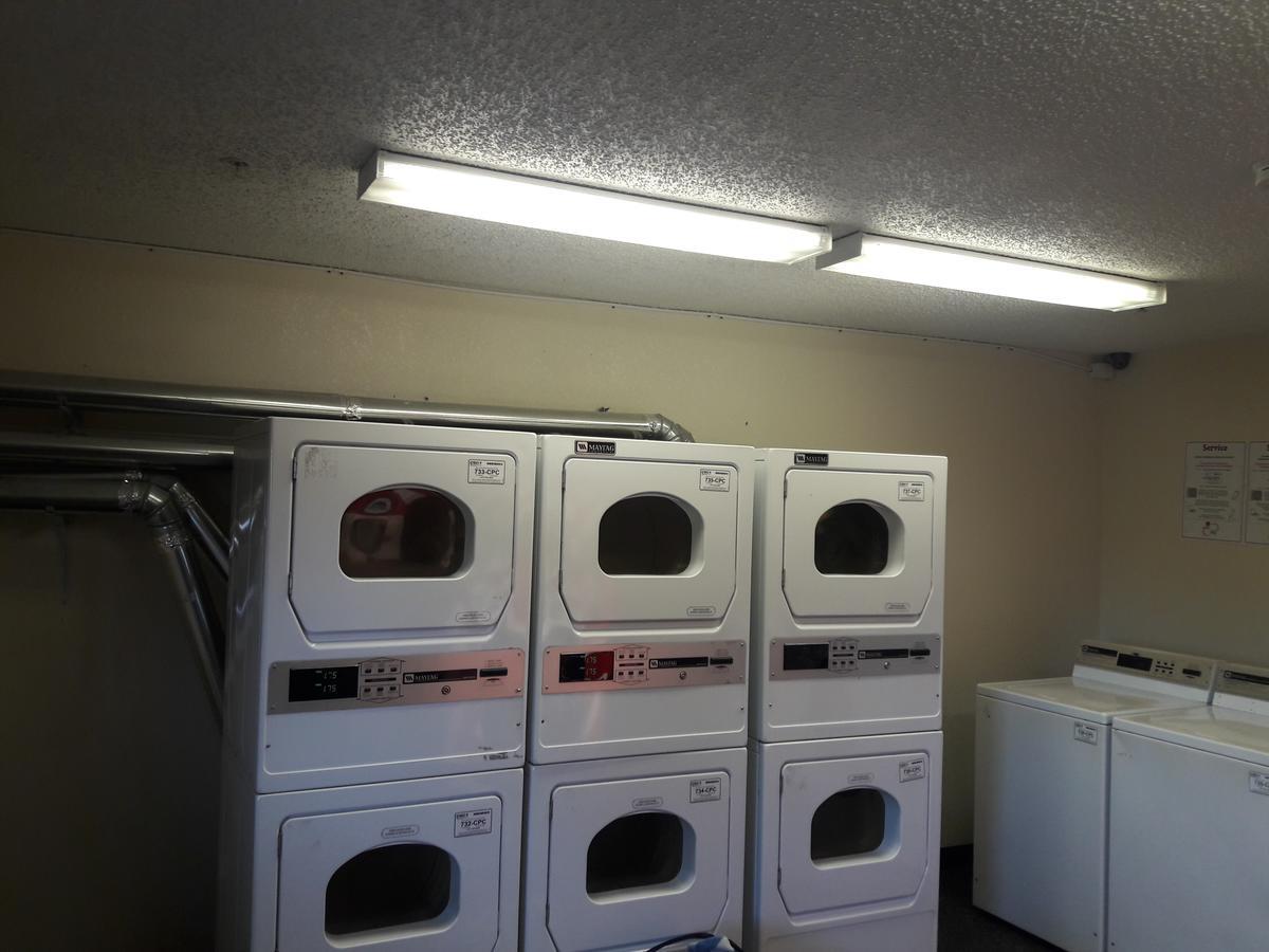 Intown Suites Extended Stay San Antonio Tx - Nacogdoches Road מראה חיצוני תמונה